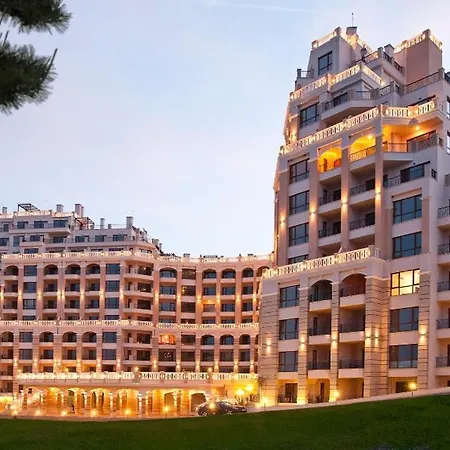 на морето плаж кабакум, варна, двустаен с паркомясто On The Sea Kabakum Varna, One-bedroom With Parking Lot *