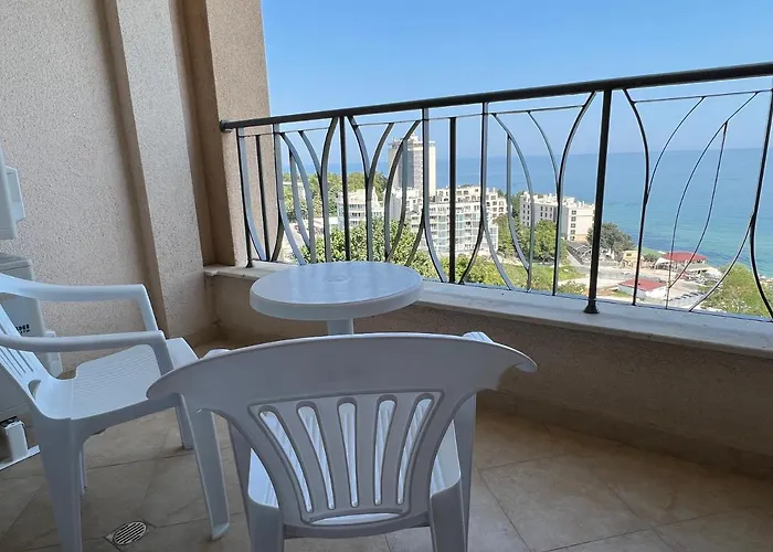 Apartment на морето плаж кабакум, варна, двустаен с паркомясто On The Sea Kabakum Varna, One-bedroom With Parking Lot *