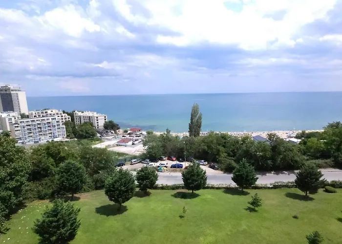 на морето плаж кабакум, варна, двустаен с паркомясто On The Sea Kabakum Varna, One-bedroom With Parking Lot Apartment Varna